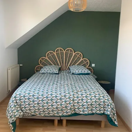 Les Fleurs D Aubrac * ناسبينالز